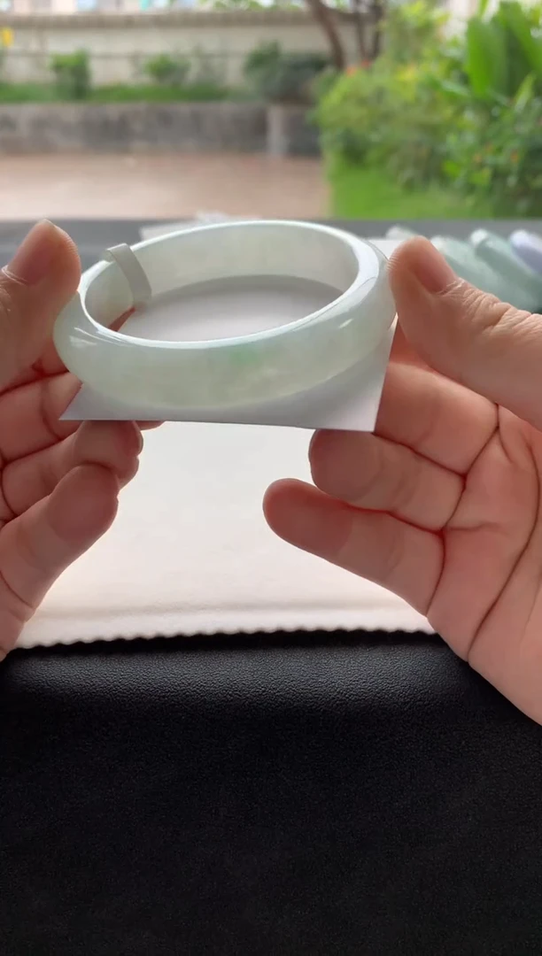 翡翠手镯未镶嵌55.8正圈买断A6296