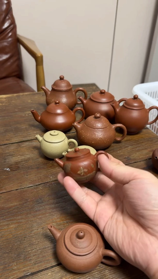 茶壶紫砂王****建朱泥小巨轮40C