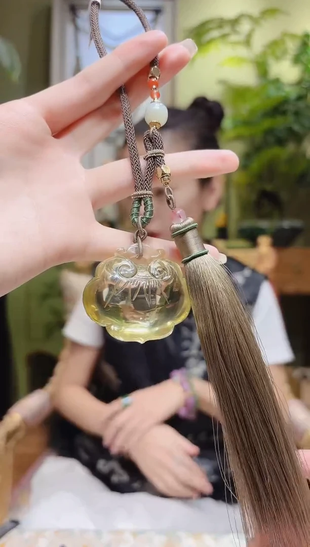 【闪购商品】水晶挂件未镶嵌黄水晶如意锁挂件Z