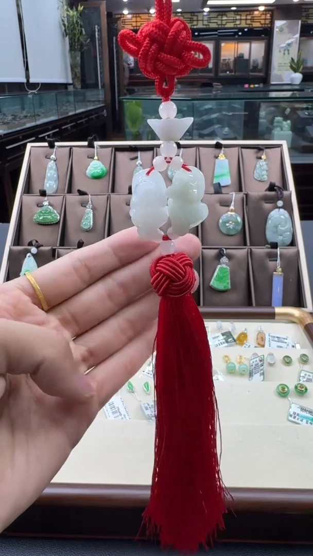 未镶嵌挂件翡翠貔貅
