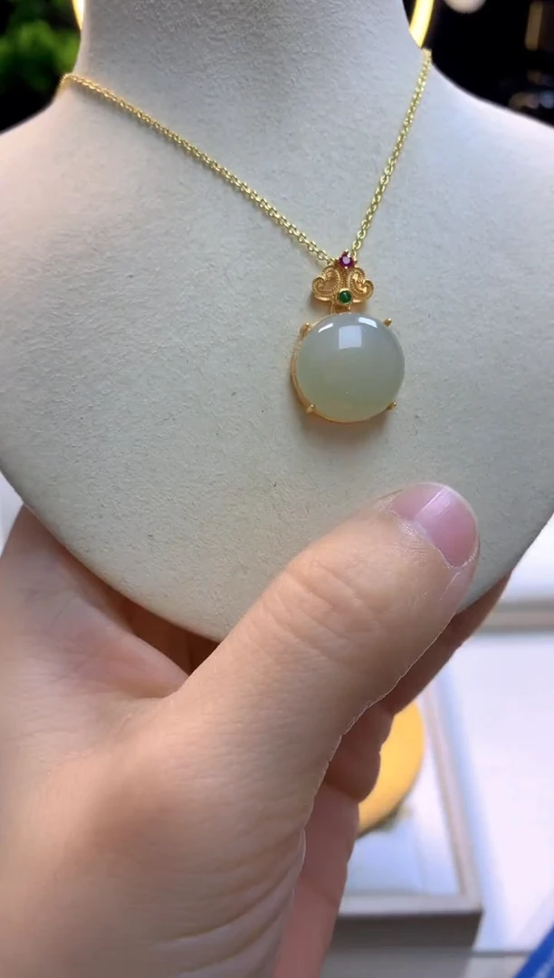 【闪购商品】和田玉吊坠银S925镀金镶嵌小圆蛋面