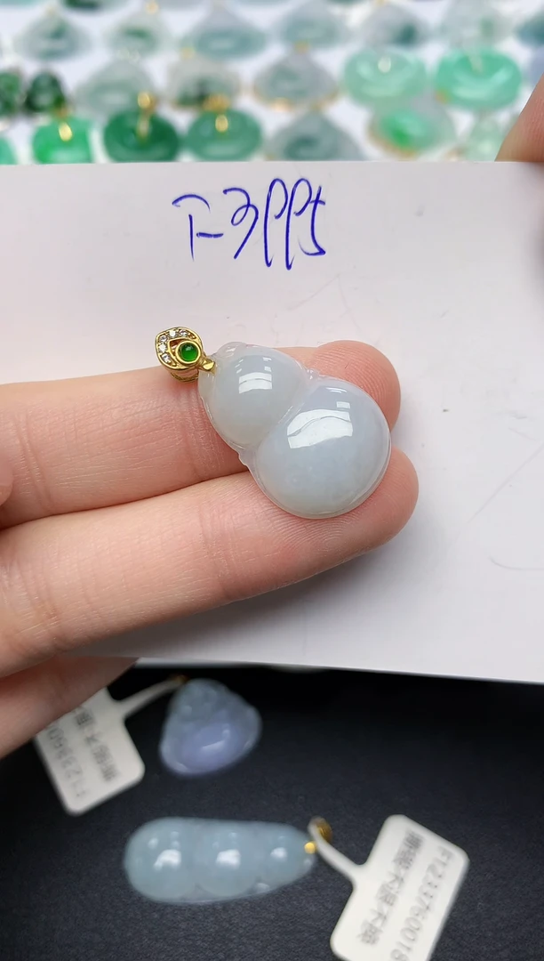 颈饰未镶嵌翡翠天然缅甸A货翡翠百元以上9元证书费自理