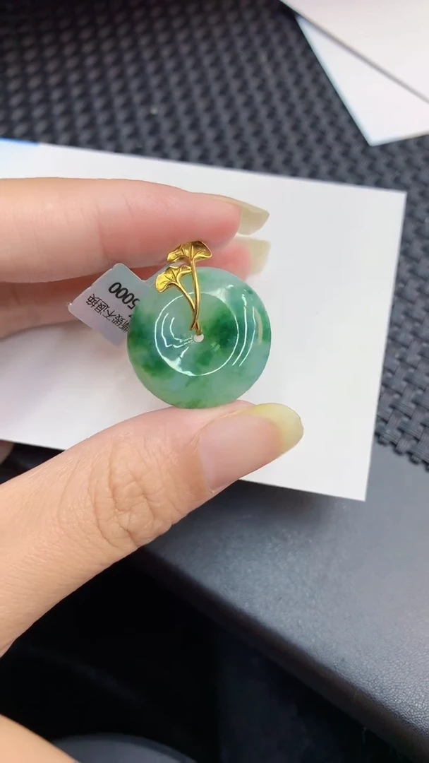 【闪购商品】翡翠颈饰18K金镶嵌            8