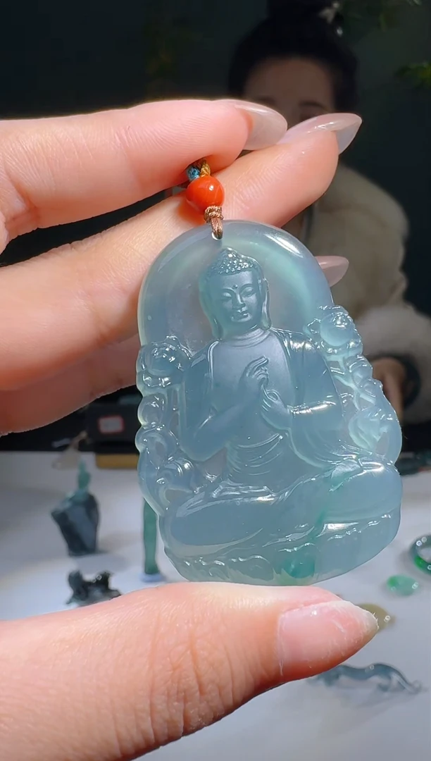 【闪购商品】翡翠颈饰未镶嵌天然A货翡翠大日