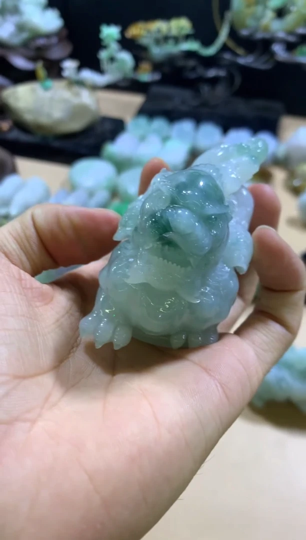 未镶嵌挂件翡翠落***情翡翠摆件