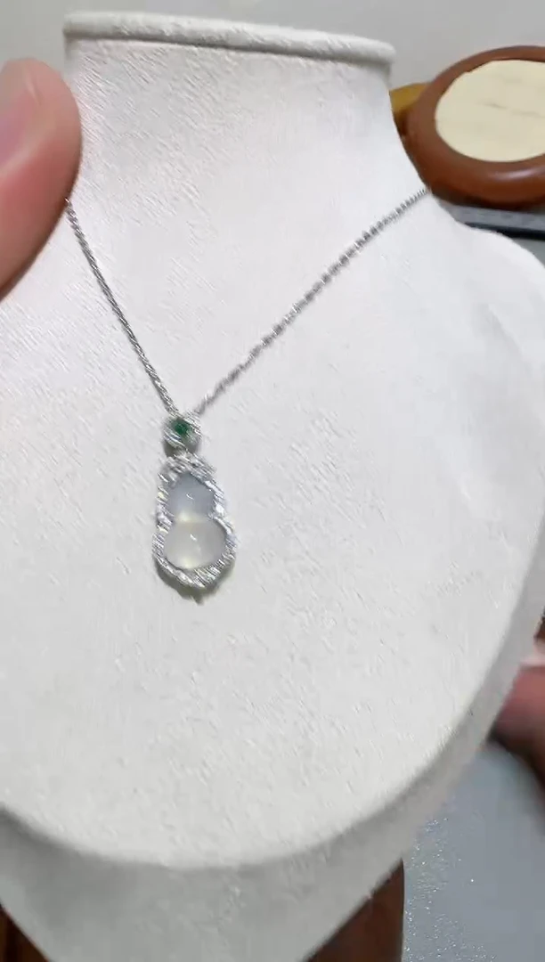 玛瑙/玉髓颈饰银S925镶嵌B45