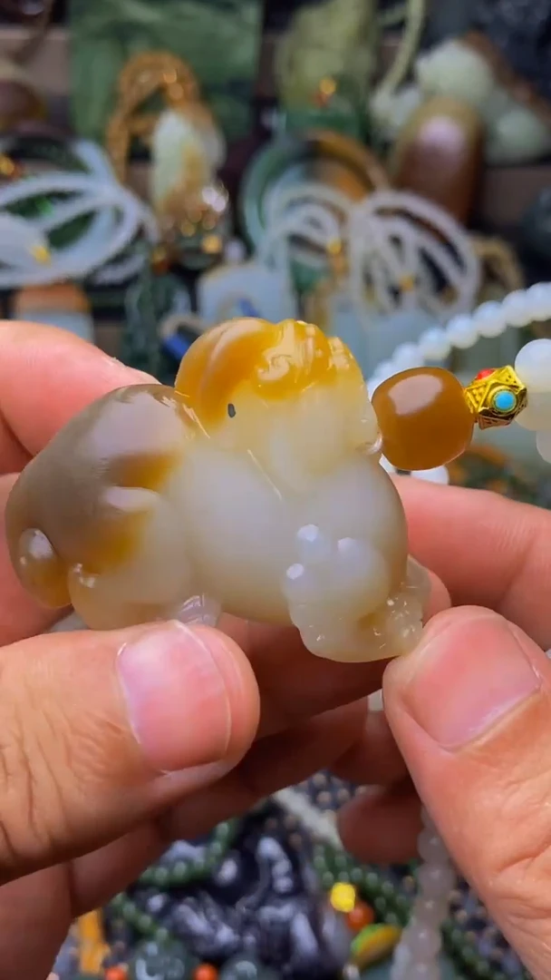 未镶嵌和田玉挂件1