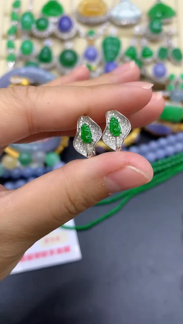 18K金镶嵌翡翠耳饰276-中国好珍宝