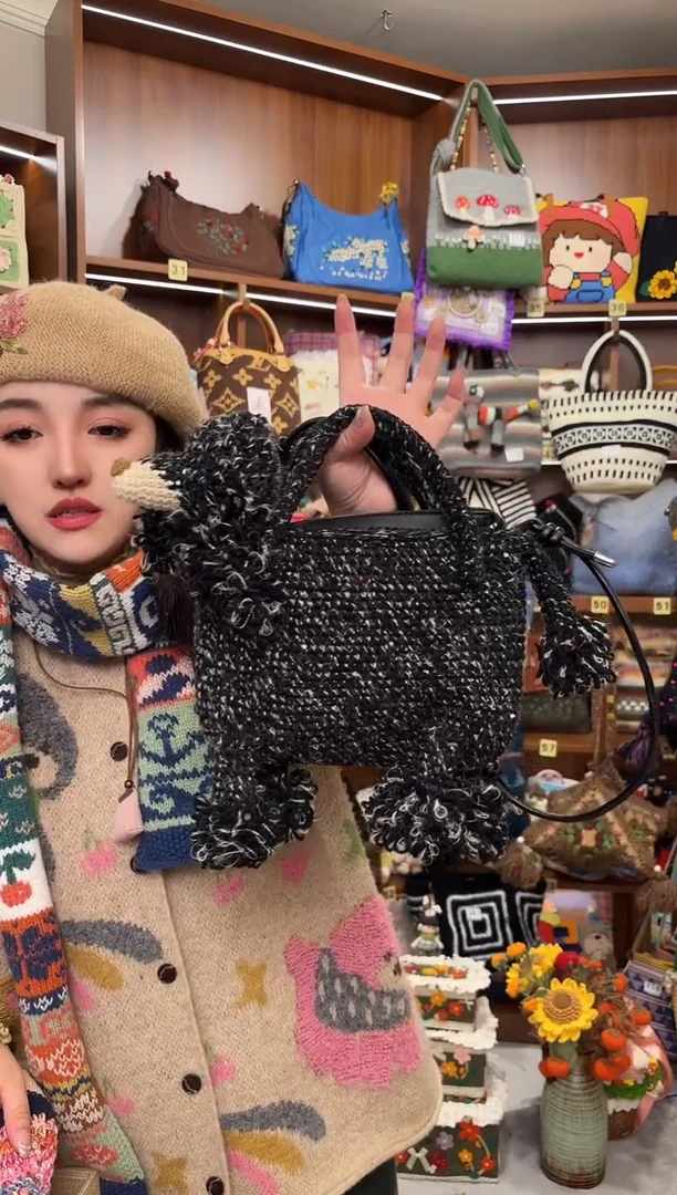 针织品手工钩织包