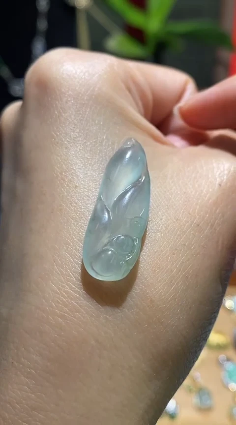 未镶嵌定制翡翠九尾狐~