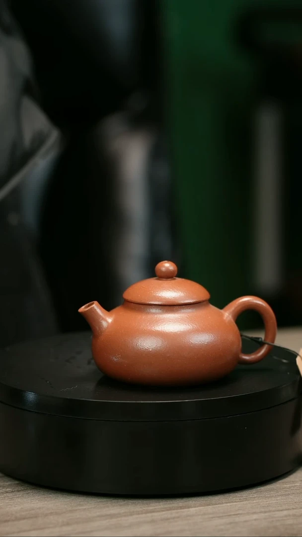茶壶紫砂老*H1765范菊芳降坡纳福
