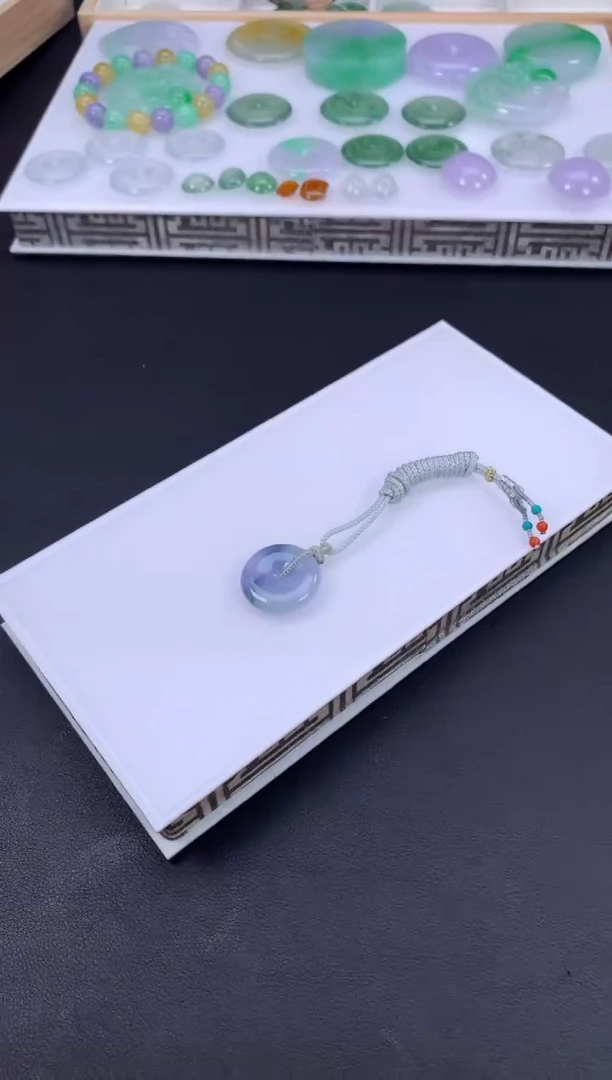 未镶嵌定制翡翠秋**痕翡翠