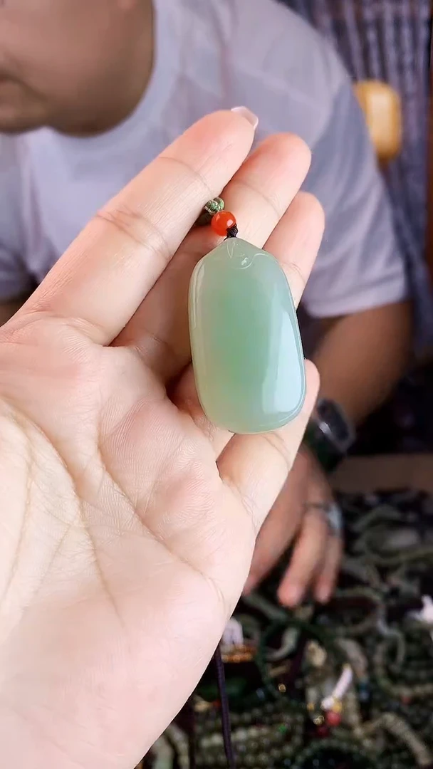 未镶嵌和田玉挂件1