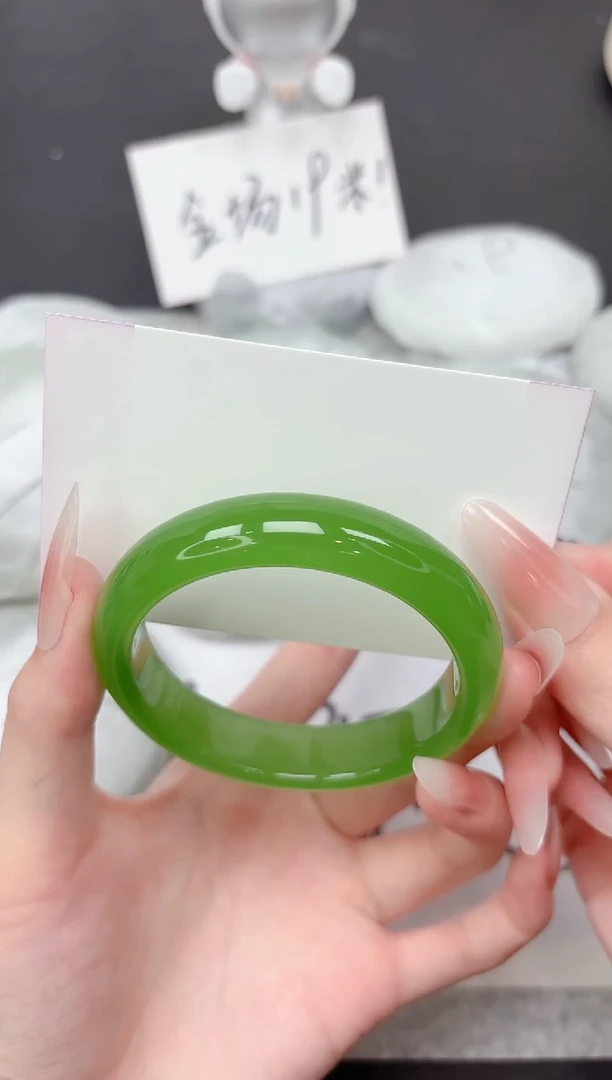 未镶嵌手镯石英质玉69-55