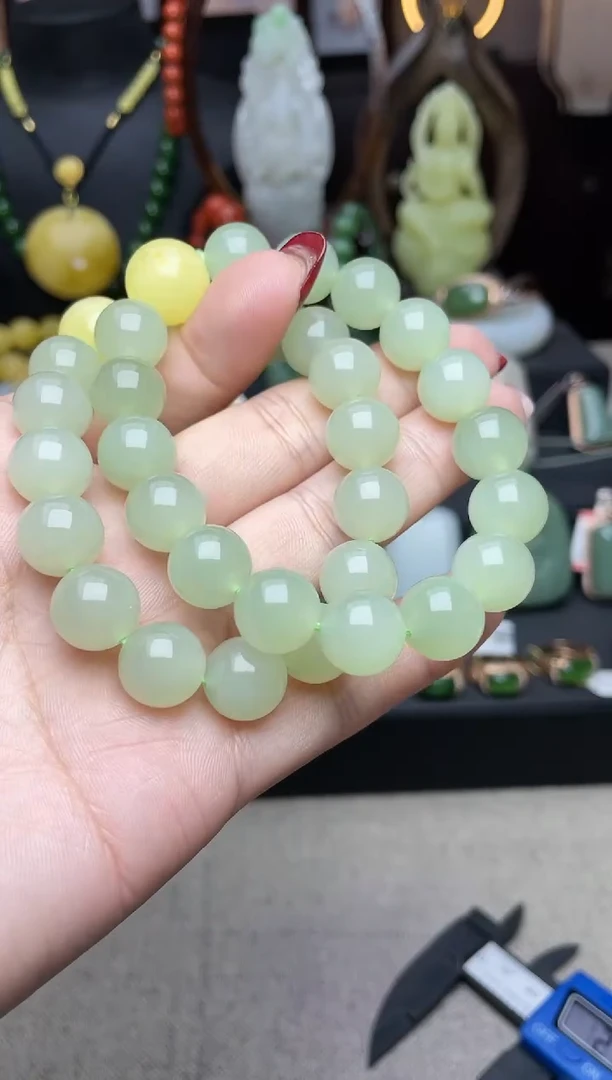 【闪购商品】和田玉手串未镶嵌精品手串 多样性发其一