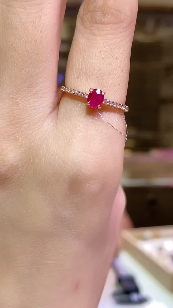 银S925镶嵌戒指红宝石176ZB1028产品一个