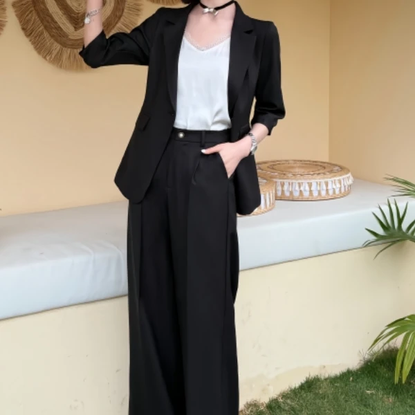 BK  2512新款高级感韩版休闲时尚气质西服两件套