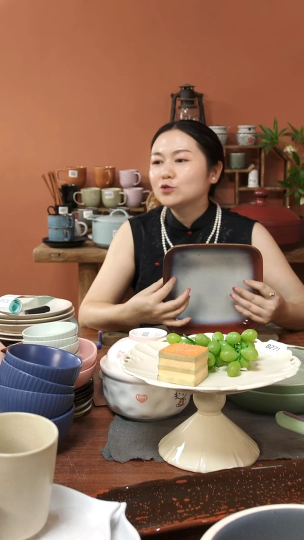 陶瓷2116陶瓷深方盘2件套瑕疵明显