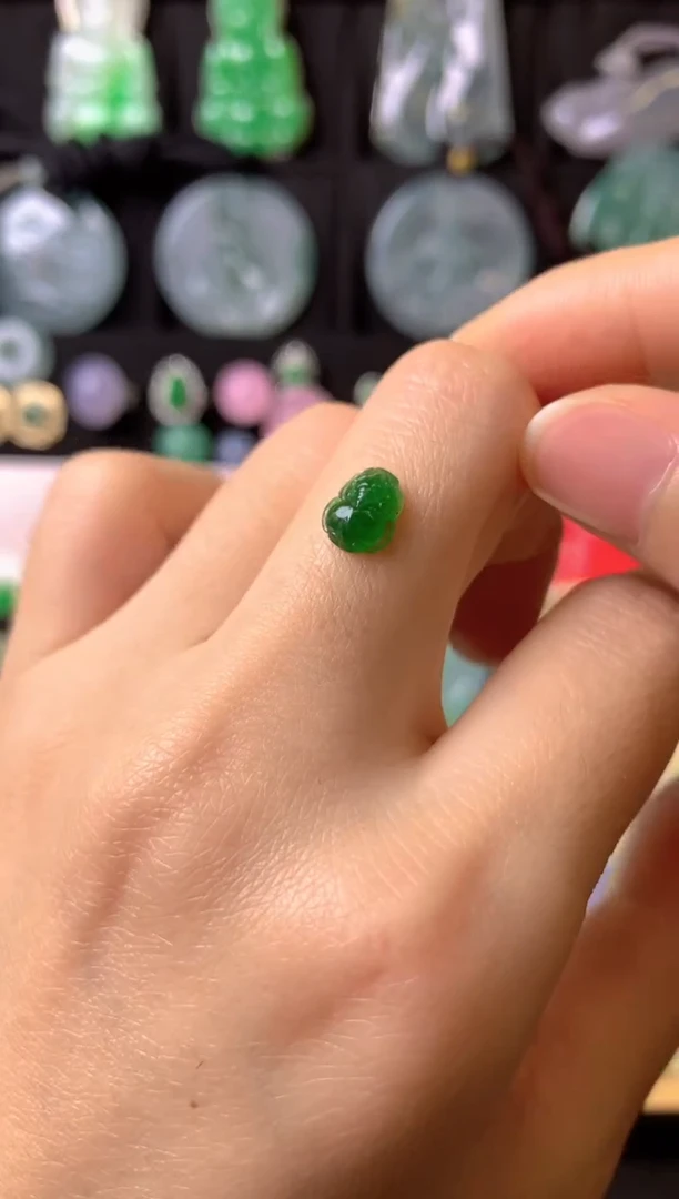 【闪购商品】定制翡翠未镶嵌毛货抛光