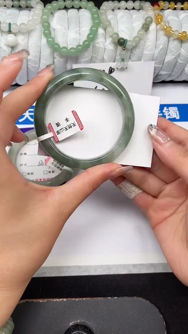 未镶嵌手镯石英质玉39-57/58