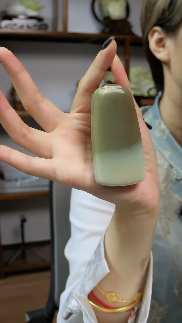 颈饰未镶嵌和田玉无事牌