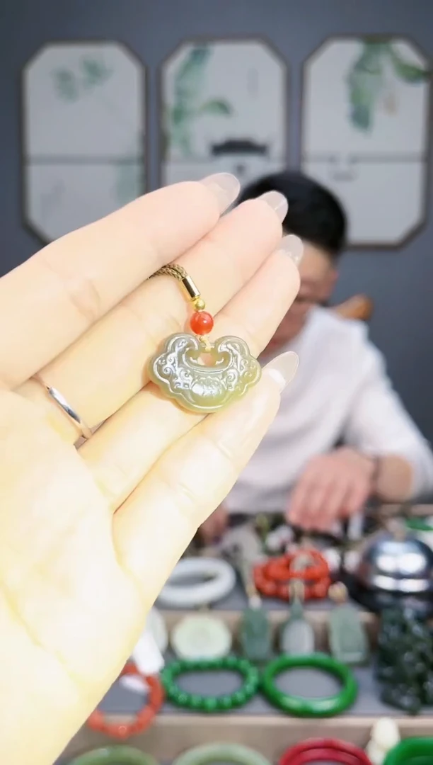 【闪购商品】和田玉颈饰未镶嵌AA多样性发货 拍一发一