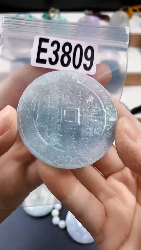 颈饰未镶嵌翡翠天然翡翠吊坠挂件
