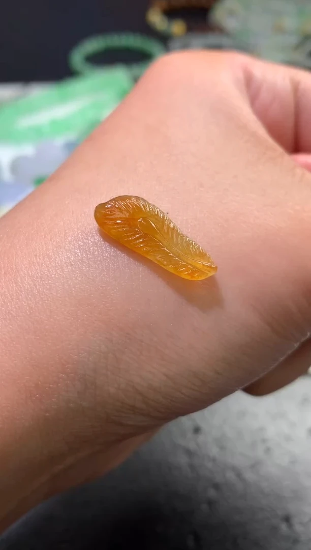 未镶嵌定制翡翠毛货 20-8-3.5