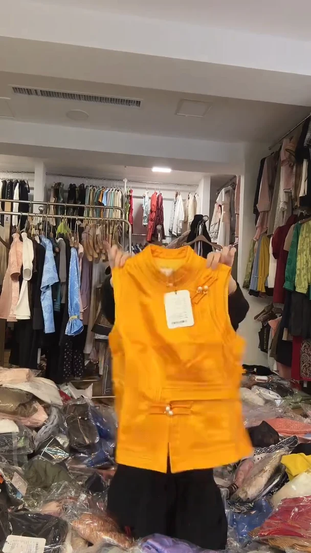 马甲 2XL码   125-135