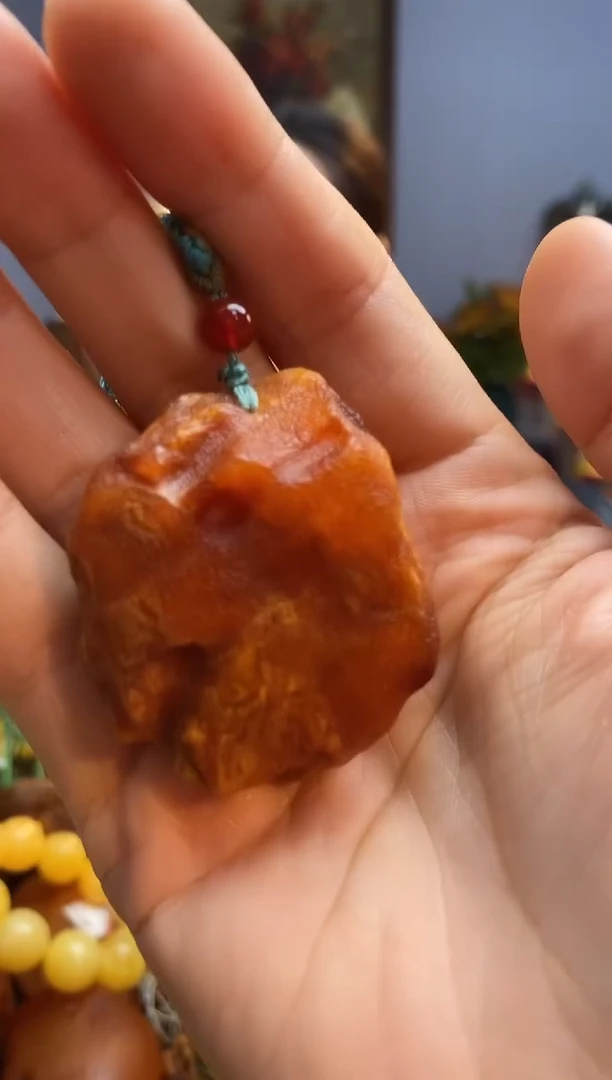 琥珀颈饰未镶嵌吊坠