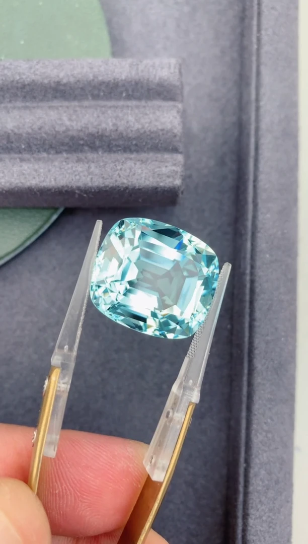 裸石海蓝宝石35ct 海蓝宝石 定制
