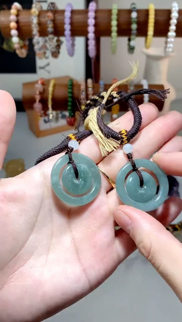 【闪购商品】水晶手串未镶嵌多样性发一