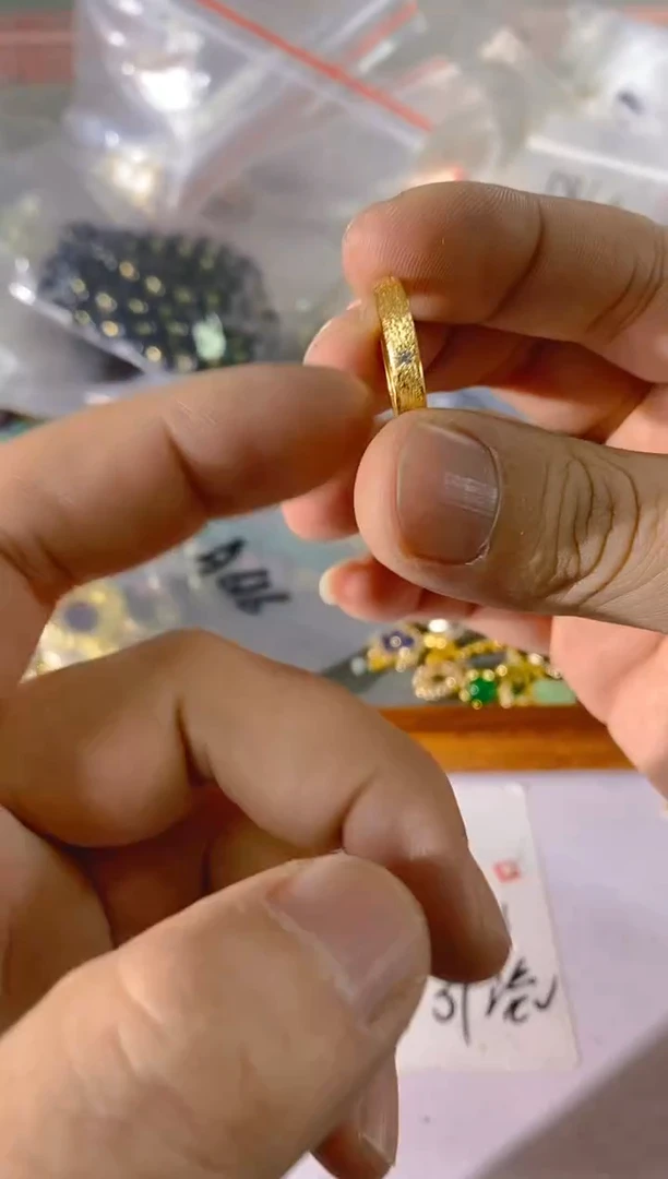 【闪购商品】水晶颈饰未镶嵌43红宝，蓝宝，贝珠多样性发一件赠链