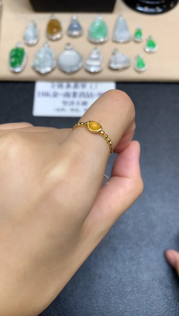 18K金镶嵌戒指翡翠蛋面【无服务费