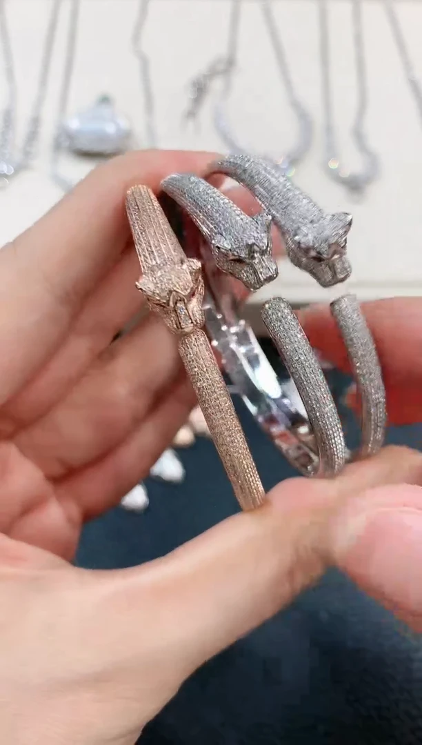 【闪购商品】天然钻石手镯18K金镶嵌m5多样性一件发货