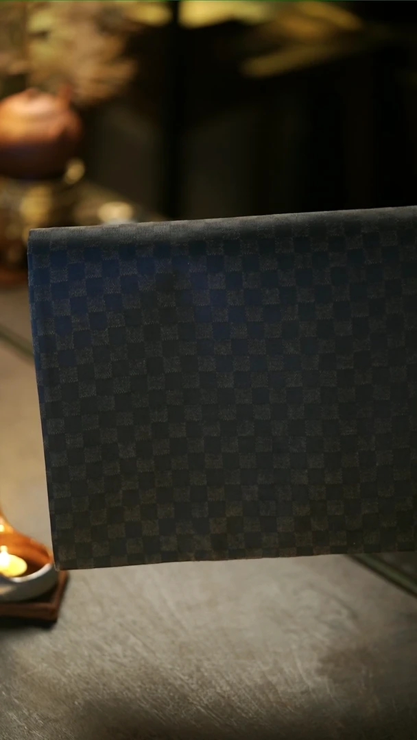 阿眠    香云纱绢丝格纹茶席小号