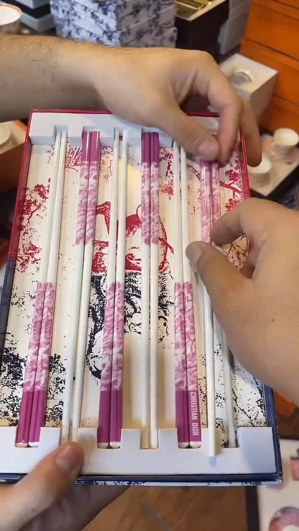 杯鸿辉家品牌瓷器，京东包邮！