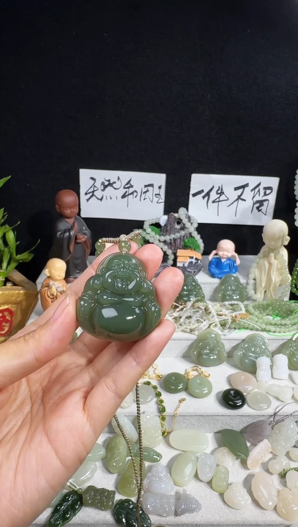 颈饰未镶嵌和田玉冰**瑰40佛公