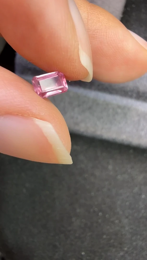 未镶嵌定制定制蓝宝石帕帕拉恰无烧天然0.61克拉