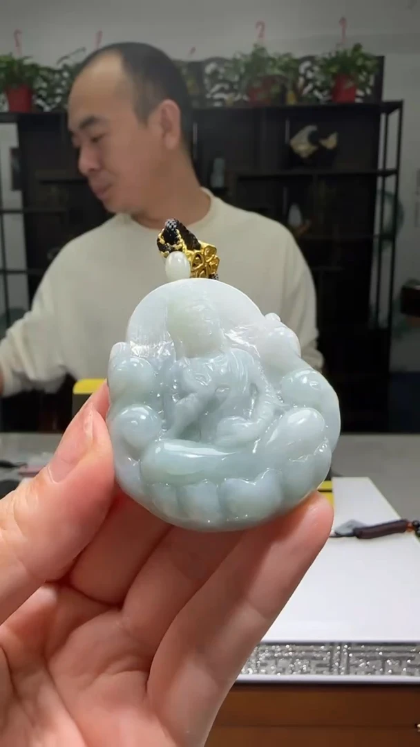 【闪购商品】翡翠颈饰未镶嵌天然翡翠A货吊坠