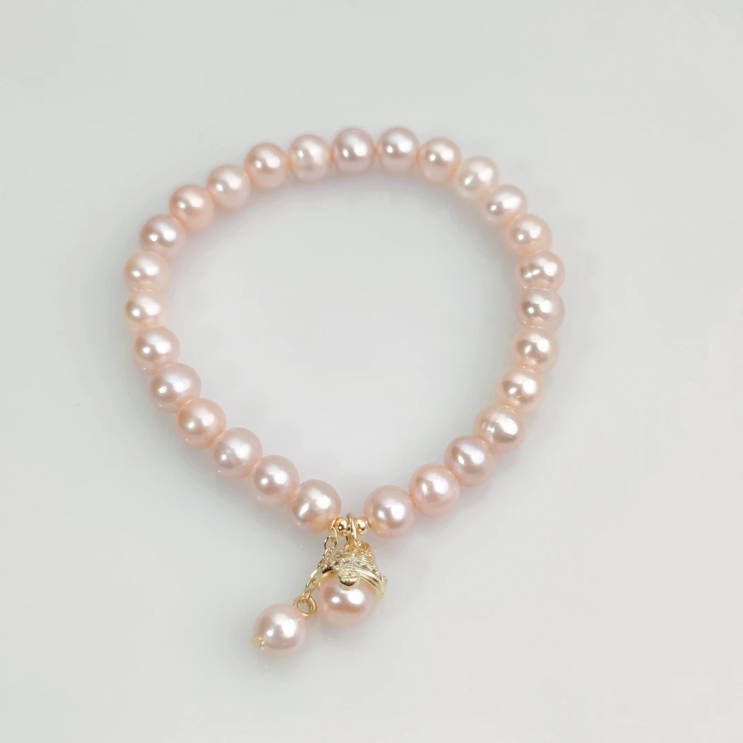 【招财猫】6-7mm天然淡水珍珠彩珠招财猫吊坠弹力绳珍珠手串0677