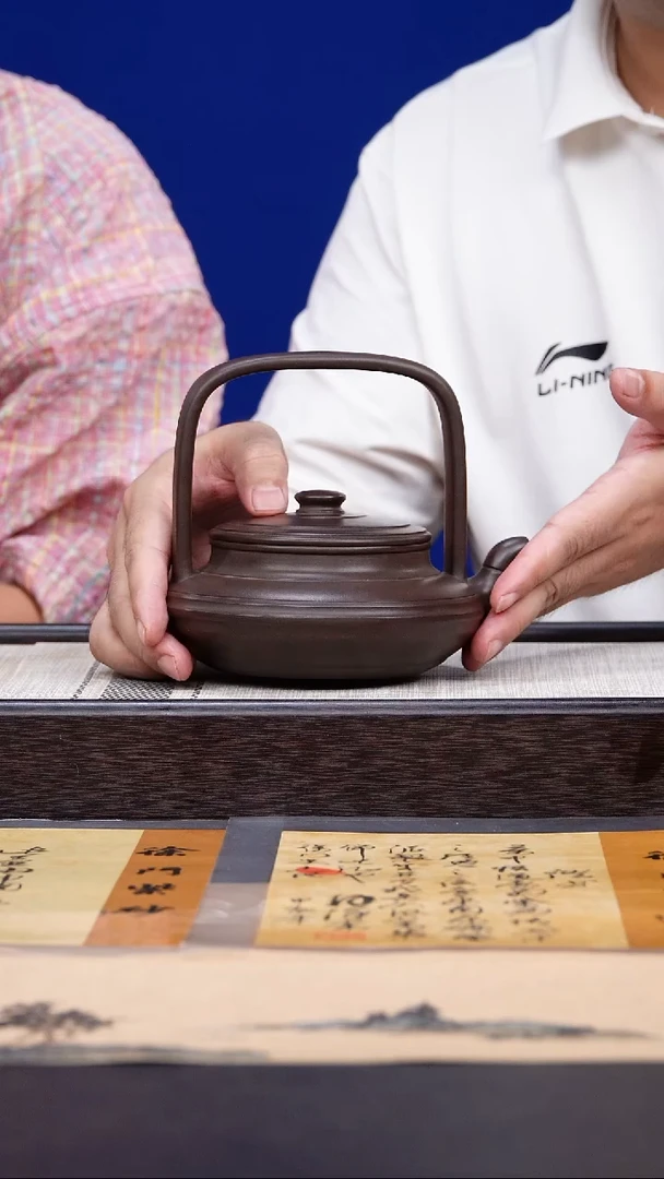 茶壶紫砂106
