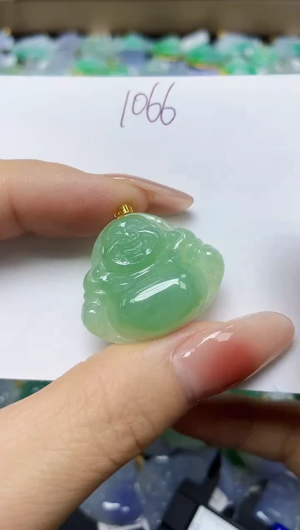 翡翠未镶嵌颈饰 天然缅甸翡翠A货