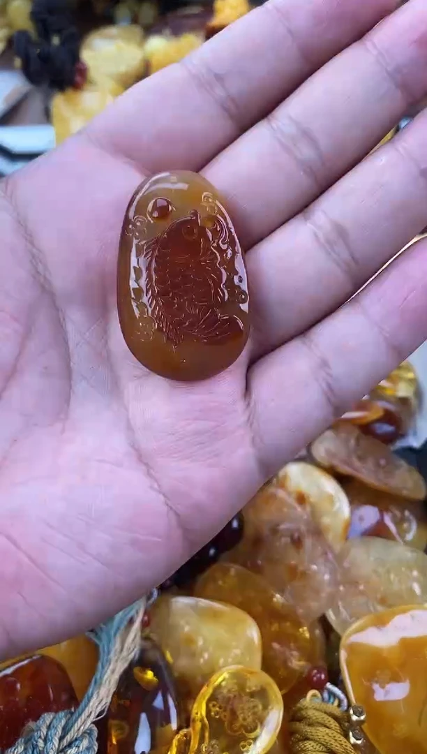 裸石琥珀未镶嵌天然琥珀蜜蜡吊坠