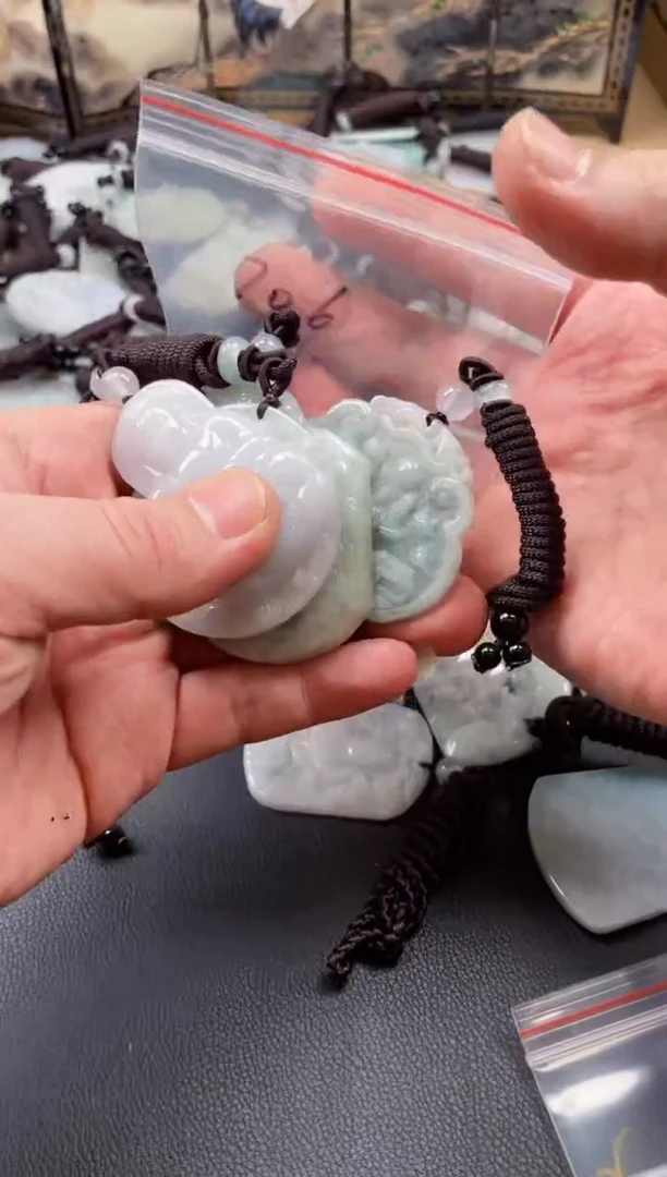 【闪购商品】翡翠颈饰未镶嵌缅甸A货翡翠有瑕疵多样性发一706