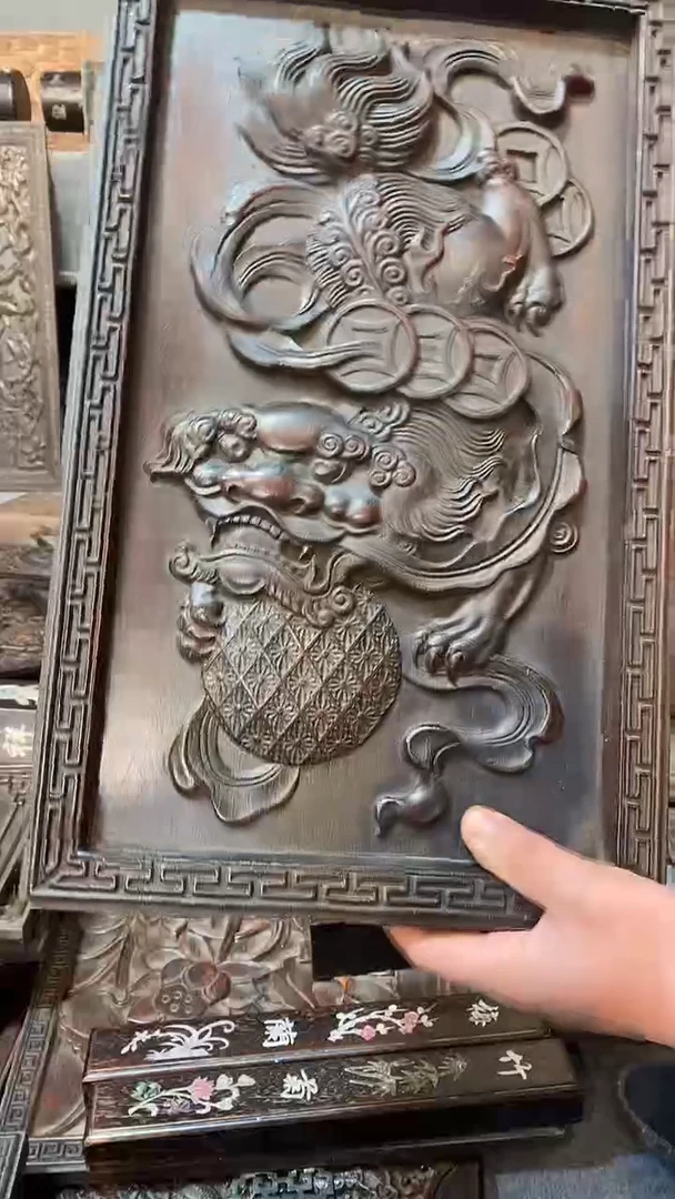 【闪购商品】木紫檀雕刻一物一拍以直播间为准