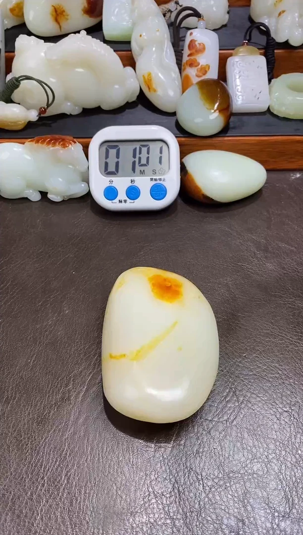 未镶嵌和田玉摆件冠****.和田玉