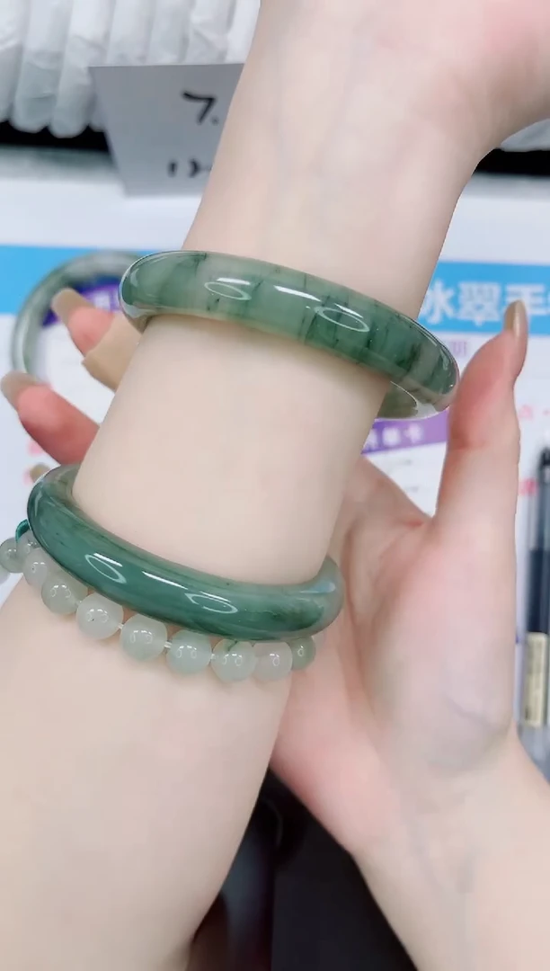 石英质玉手镯未镶嵌213