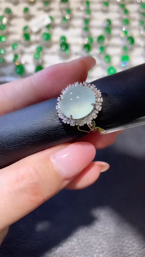 【闪购商品】翡翠戒指18K金镶嵌A49 翡翠