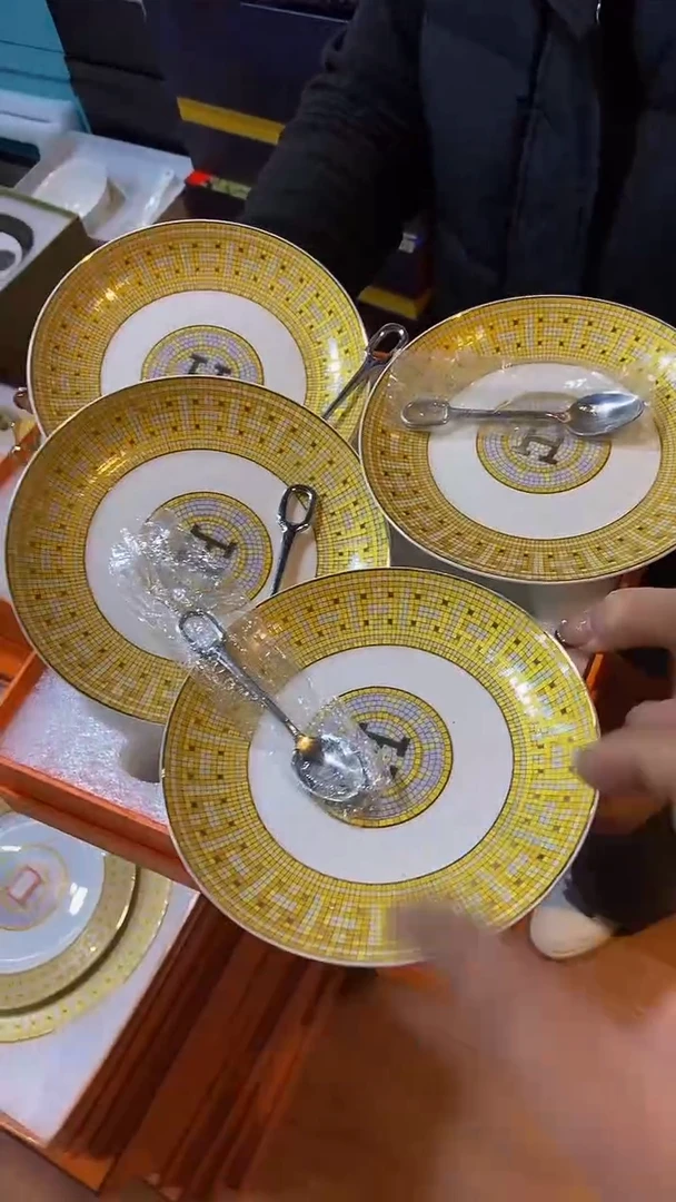 【闪购商品】鸿辉家品牌瓷器，京东包邮！